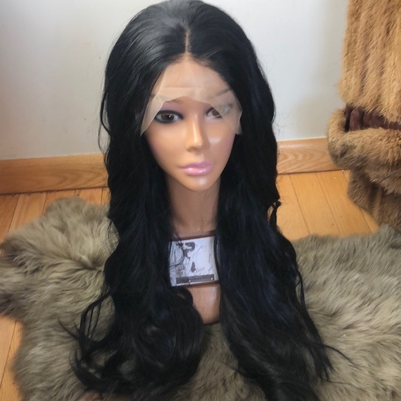 💫 24” BLACK BODY WAVY LACE FRONT WIG💫 *NWT*

🆕